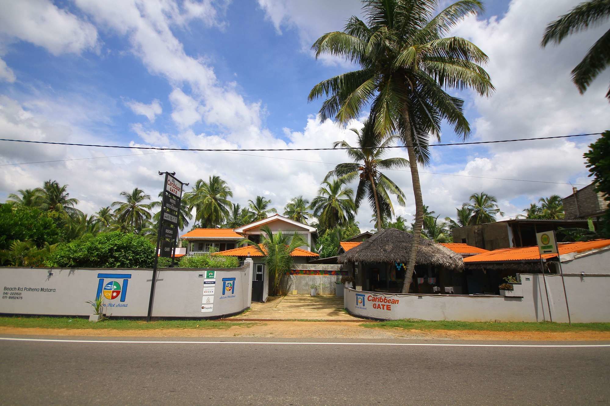 The Caribbean Gate Resort & Cafe Unawatuna Exterior photo